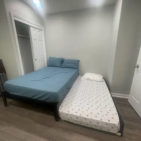 Suite Dreams Bloomfield 34